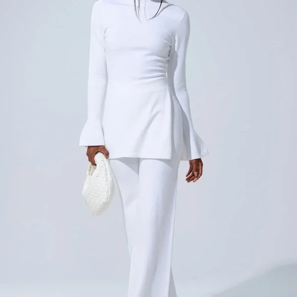 ✨AKIRA oversized sweater Long Sleeve Top✨ - Picture 6 of 13